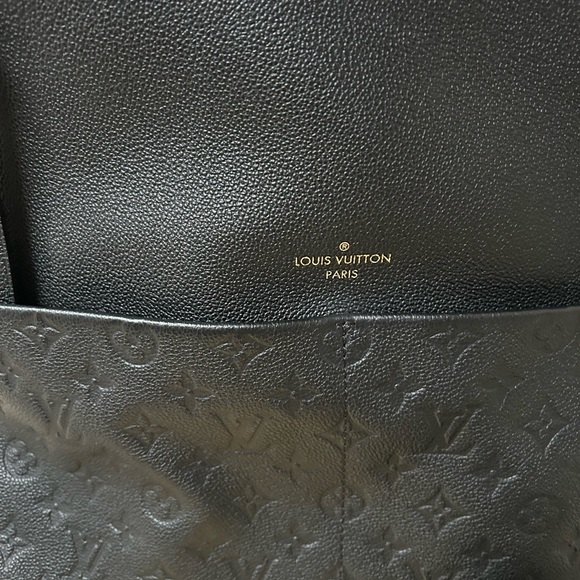 SOLD! 🎉Authentic Louis Vuitton Maida Hobo black leather monogram empriente EUC! - Picture 14 of 16